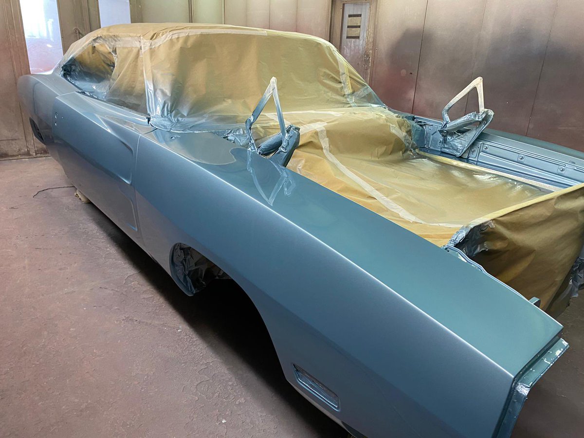TorqueAmerican's tweet photo. Karl’s 70 Charger - beautiful paint job now completed ✅😀👍
#torqueamerican 
#2ndgencharger 
#dodgecharger 
#moparbbody 
#mopar 
#moparnation 
#moparornocar 
#musclecar 
#musclecars 
#EB3 https://t.co/xGDbTQJiBX