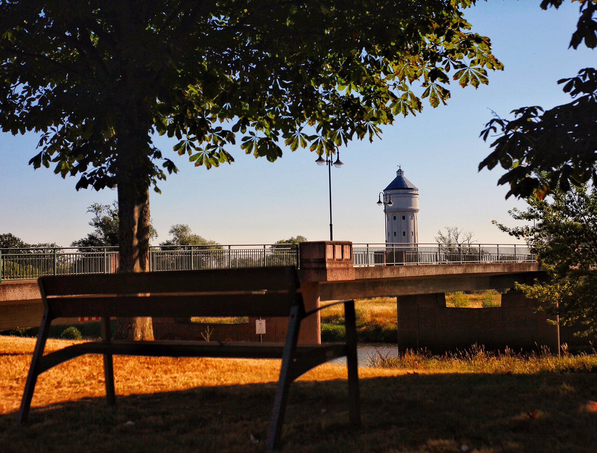 SwenJunge's tweet photo. Blick auf den Eilenburger Wasserturm https://t.co/6818Z1KwF6