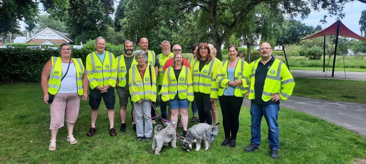 Great to be out with the Shirley Streetwatch Team, picking up hints and tips from our Neighbours <a href="/ShirleyWMP/">Shirley Police</a> <a href="/WMPolice/">West Midlands Police</a> #Streetwatch <a href="/StreetWatchWM/">StreetWatch West Midlands</a>