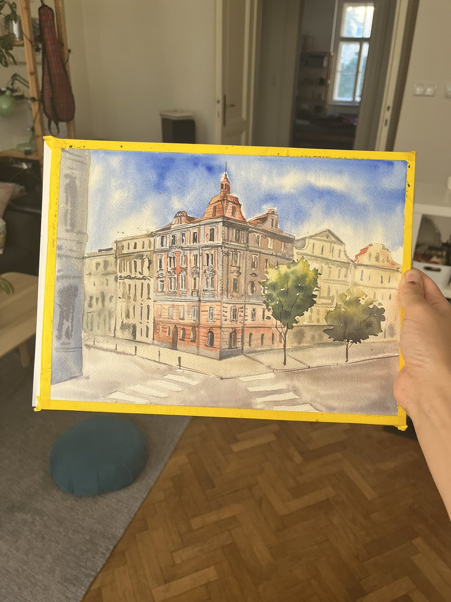 Wowyellowart's tweet photo. This was very uncommon but super enjoyable commission work for me. My buyer is leaving Prague and they wanted me to make a watercolor painting of their beloved house😍 #pragueArt https://t.co/gOQmYNgHVP
