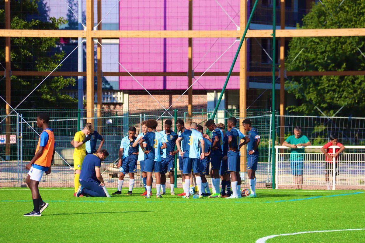 LerondAlexandre's tweet photo. Dernière sortie de la saison pour la génération 2008! ⚽️💪

Pôle Espoirs | SM Caen | Havre AC 

✅ SM Caen 1 - 2 Havre AC

✅ Pôle Espoir 0 - 2 Havre AC 

#Football #Formation #KeepWorking  @HAC_Foot https://t.co/429LUpFgDX
