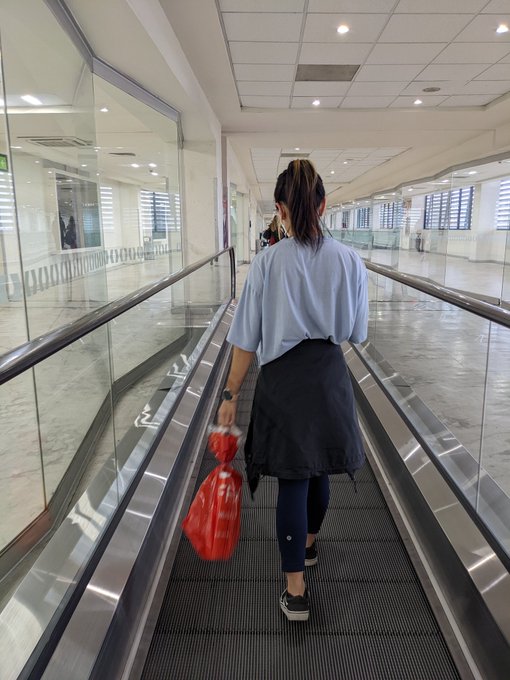 What's in my bag? 😊 https://t.co/OqxdVgGlHR