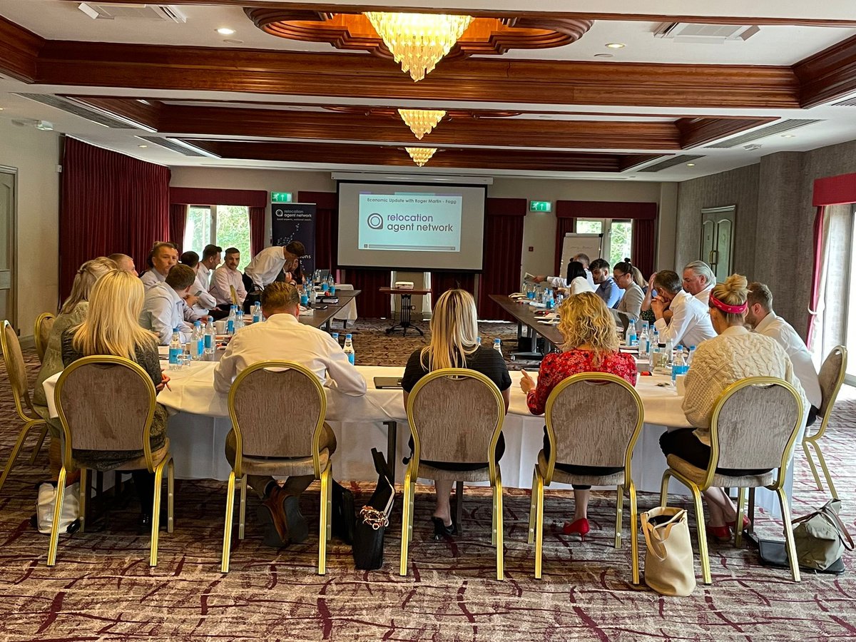 On behalf of everyone at Agents Together we would like to thank Heather Foster and Megan Eighteen for respresenting Agents Together this week on the RAN tour. 

#agentstogether #mentorship