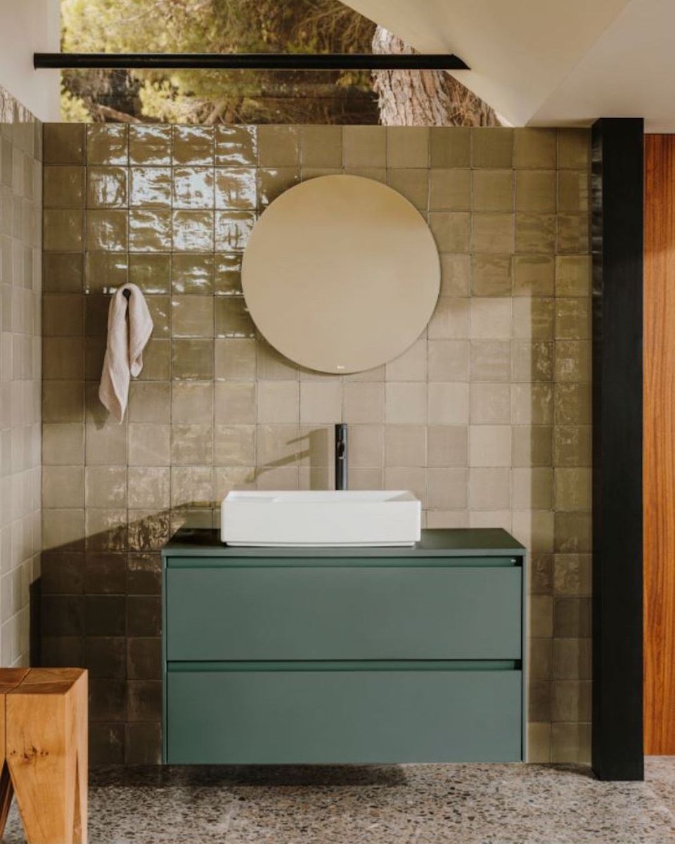 Devon Tiles tweet media
