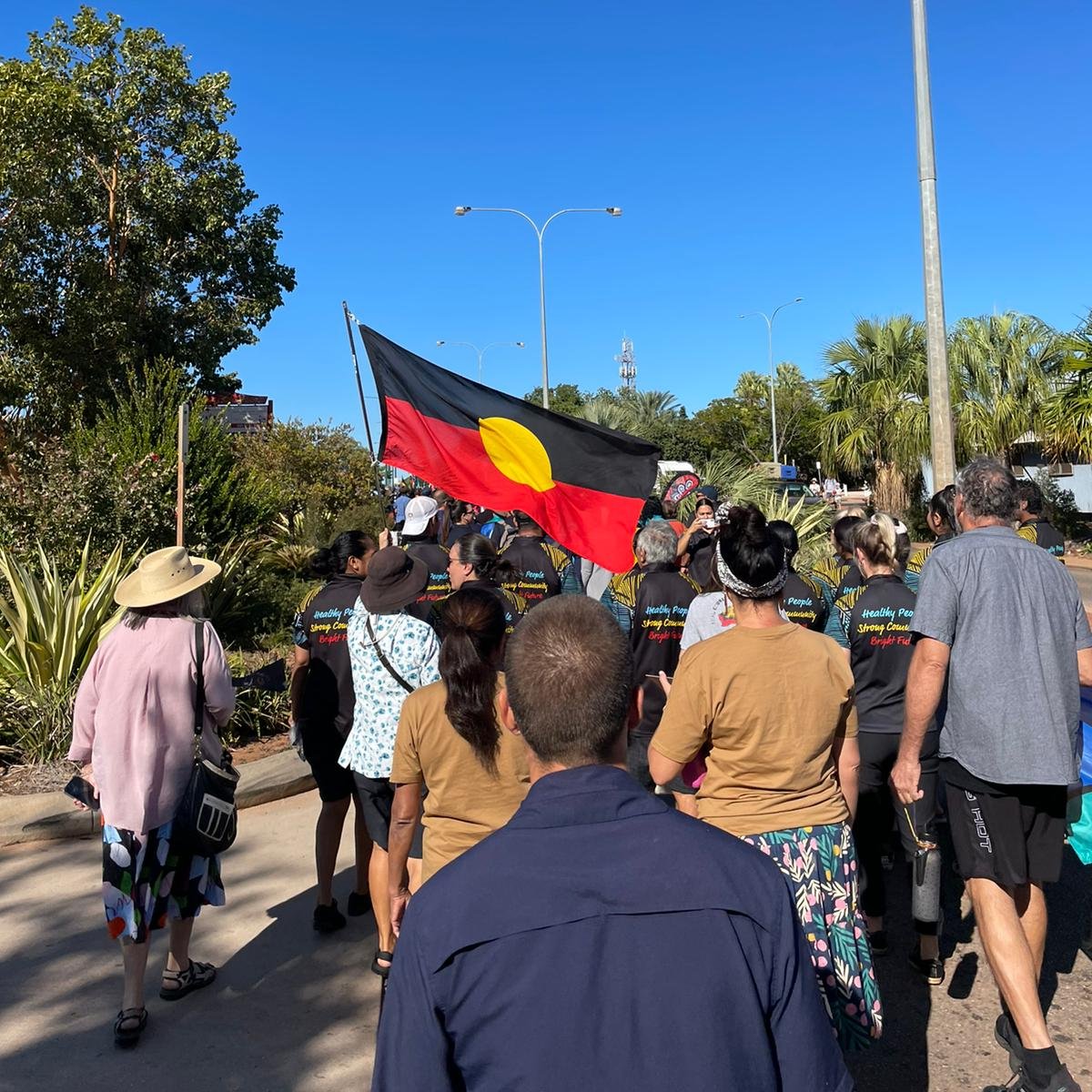 TheKids_AU's tweet image. Wonderful to see team members from @telethonkids Perth &amp;amp; Broome taking part in the 2022 Kullarri #NAIDOC Festival Reconciliation walk. It marks the start of NAIDOC activities in the region, bringing people together to show how they Get Up! Stand Up! Show Up! for reconciliation.