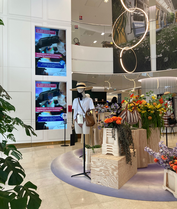 Lacassagne_Nice's tweet photo. Pour la 2ème année et durant tout l’été, les Galeries Lafayette Nice Massena font de la lutte contre le cancer un enjeu important et s’associent au Centre pour développer la recherche.
Prenez part à ce combat, en faisant un don en caisse ou sur notre site https://t.co/tPKlDibdJk https://t.co/UCnvOAGEeL