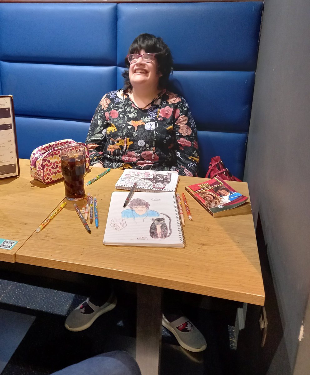 _rainbowliving's tweet photo. Fantastic to see some of our #ExeterRainbowHouse tenants enjoying a game of bowling - thank you all for sharing these photographs with us, looks like you had a great time! #IndependentSupportedLiving https://t.co/acJ4meIhO2