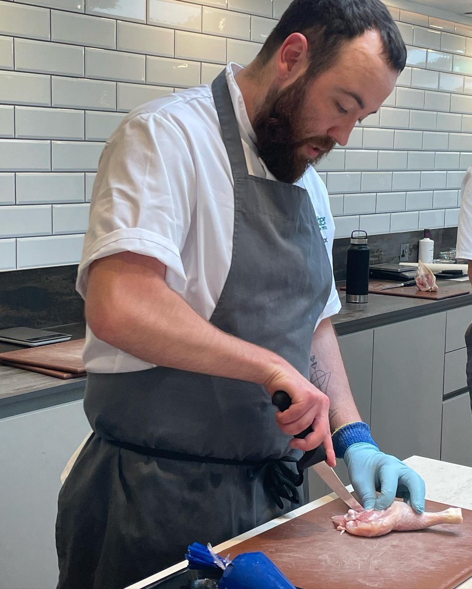 Bschefacademy's tweet photo. We have had a fantastic couple of days with our Level 5 Chefs this week π§βπ³π©βπ³ So much learning and knowledge sharing between our Chefs as well as from our experts.
#bschefacademy #obsessedaboutfood #welovethisbusiness #chefs https://t.co/1gDMKMGPWD
