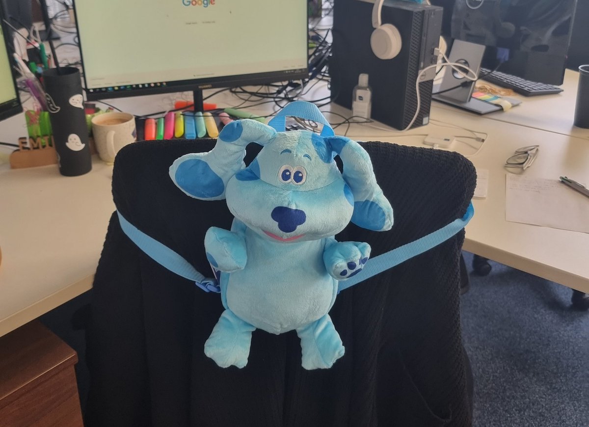 it's a theoretical take your dog to work day in the office,so I had to oblige 😎