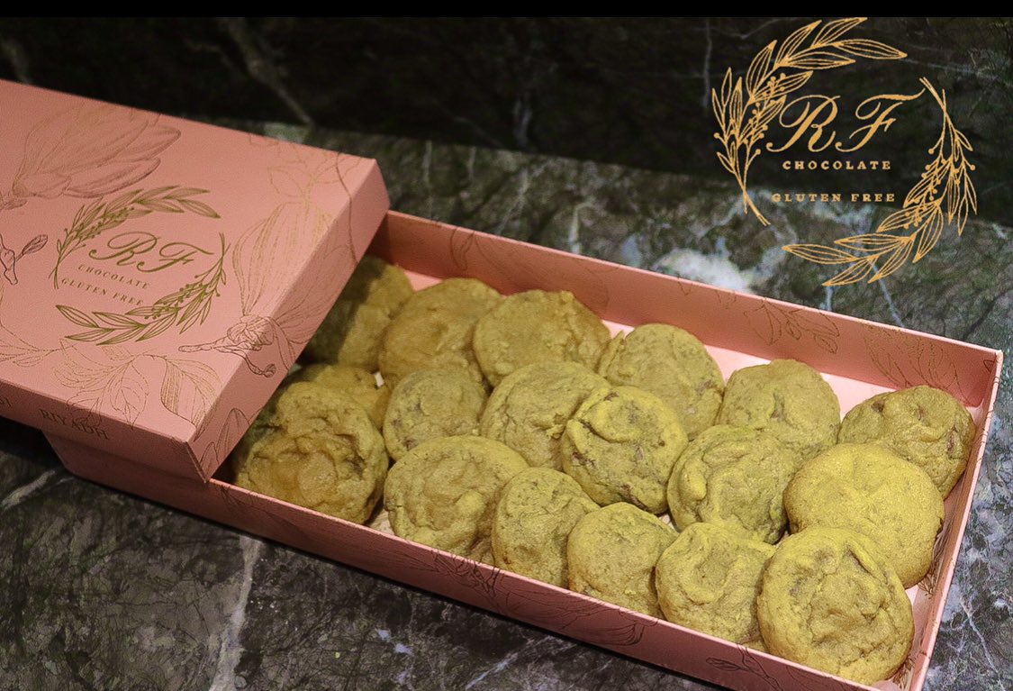 Rfchocolate_gf's tweet photo. كوكيز بالشوكولاتة البلجيكية الخالية من الجلوتين 🤩😋

#يوم_الجمعة https://t.co/oKFpzgBbOQ