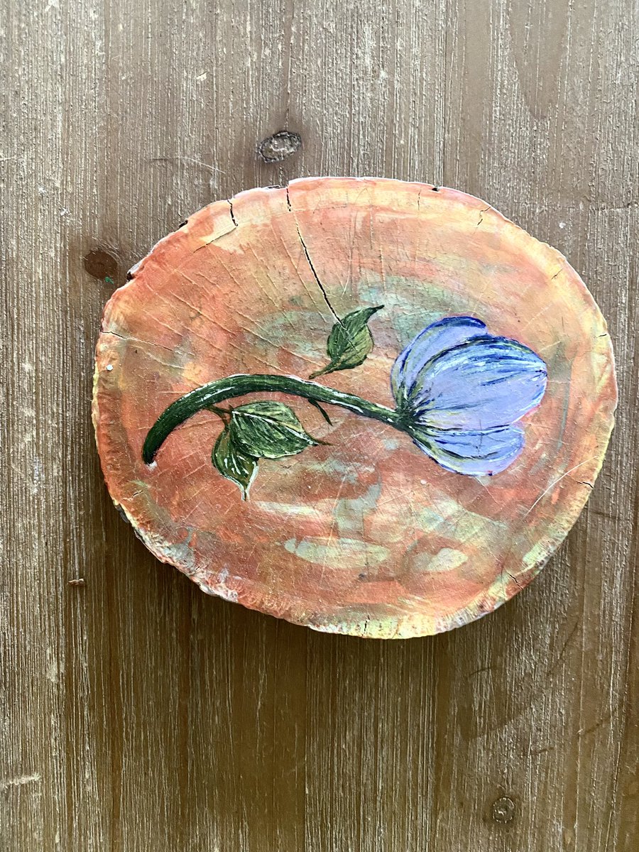 azulesen's tweet photo. New project for the weekend coming up. Some smaller details I’m painting for the home. Any thoughts?  #artist #Azulesen https://t.co/idcJvd6bx1