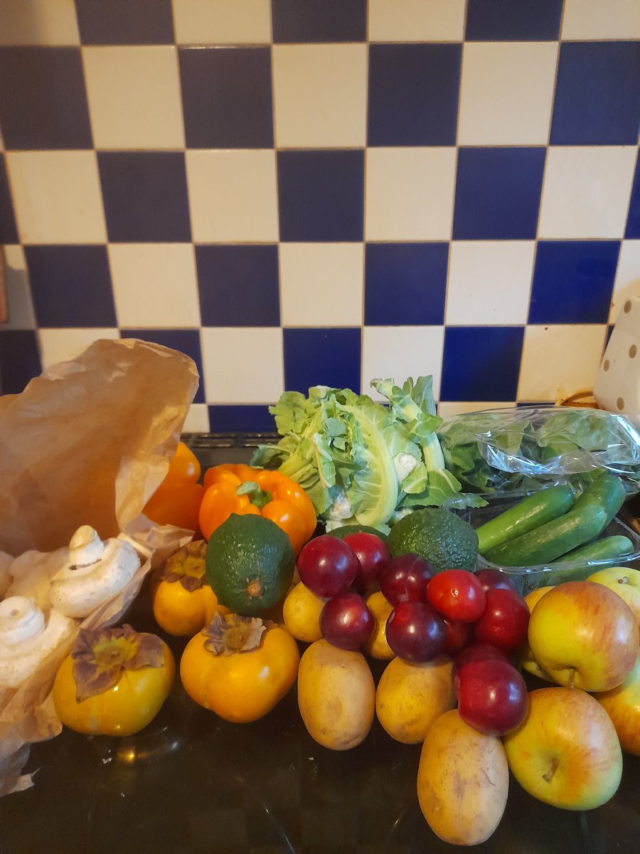 Deborahburdett's tweet photo. To get £10 off an oddbox https://t.co/7ctIbyY7by this is what I had last night https://t.co/eJQ03vVqJp