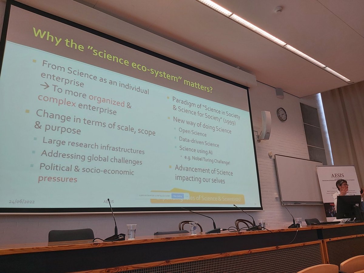 AesisNet's tweet photo. #IOS22 why does the concept of "science eco-system" matter? Yuko Harayama from @TohokuUniPR elaborates on its importance in moving science from individual to enterprise, the change of scale, scope &amp; purpose and new ways of doing science https://t.co/0zZmm0rO0C