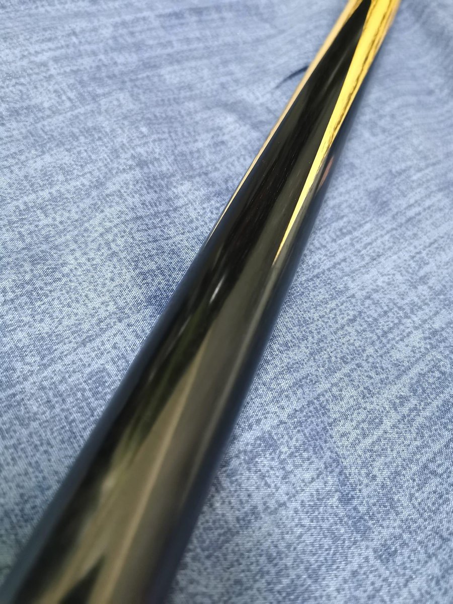 tips_legends's tweet photo. Legend’s Cue Zest Wax now back in stock at Cuepower U.K. the ultimate cue finish from #legendstips shop here https://t.co/PBLkkcHhly. @Snookerlegends @gilesmartin https://t.co/bItwnomhG4