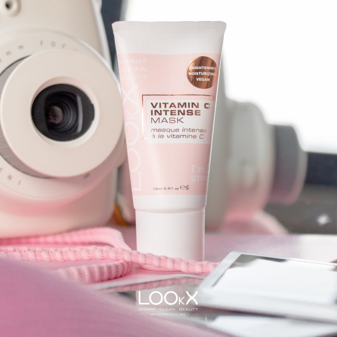 The LOOkX Vitamin C intense mask provides instant results: after 1 use a super soft, smooth skin and less visible fine lines. 🤩