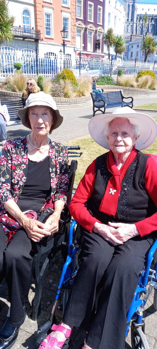 Yesterday 23rd June the Elderly Clients and staff  of the Park road centre joined me in the town's promenade for a standing version of the Cobh Rebel Walking Tour.  The Sun was shinning, sun cream and hats all at the ready to enjoy a hour of history and and story telling.#cobh