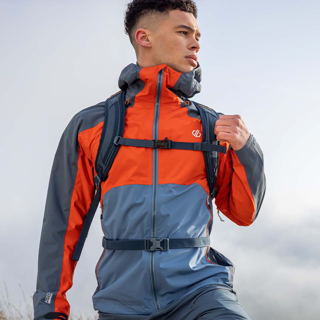 Gear up with the Touchpoint II , the jacket made for those who enjoy living in the moment. Find the colour-way that suits you > fal.cn/3pIv6