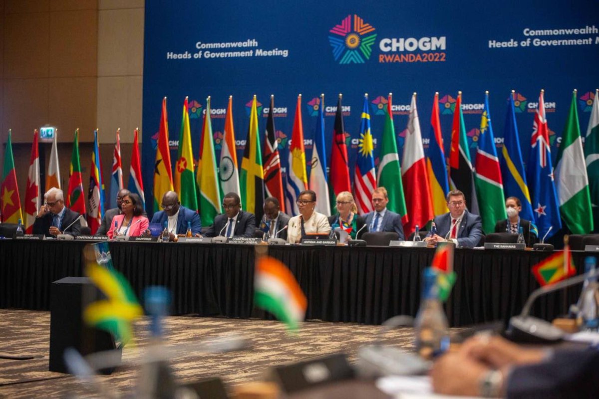 Whoever is behind #CHOGM2022 

📌 Setup, branding &amp; deco
📌 Communication &amp; Media coverage
📌 Protocol, Security &amp; logistics

Actually the entire organizing team: 

Today’s #GushimaFriday is for you🙏🏼

Mwubahwe!