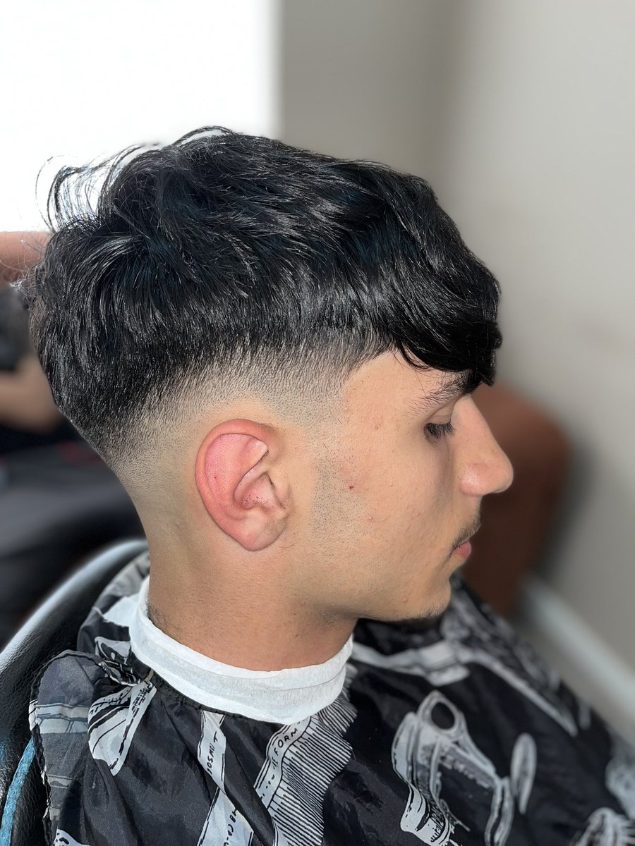 trimobile3's tweet photo. A snippet of Types of haircuts we provide! #barber #van #haircut #snippet #soon https://t.co/ZNmI12qMXn
