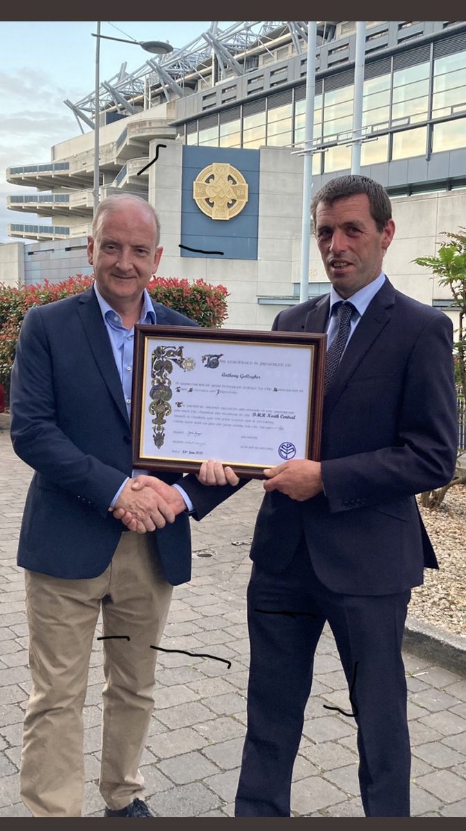 BrendanB27's tweet photo. Was delighted to attend a packed @crokeparkhotel yesterday evening to thank our @AGSI_Ireland &amp; @gardainfo Inspector @Tony22123243 for his membership &amp; contribution to our Association &amp; to wish him, his wife Fiona &amp; Family many years of long life, good health/happiness ahead 👏👏 https://t.co/qsuWyWsC2W