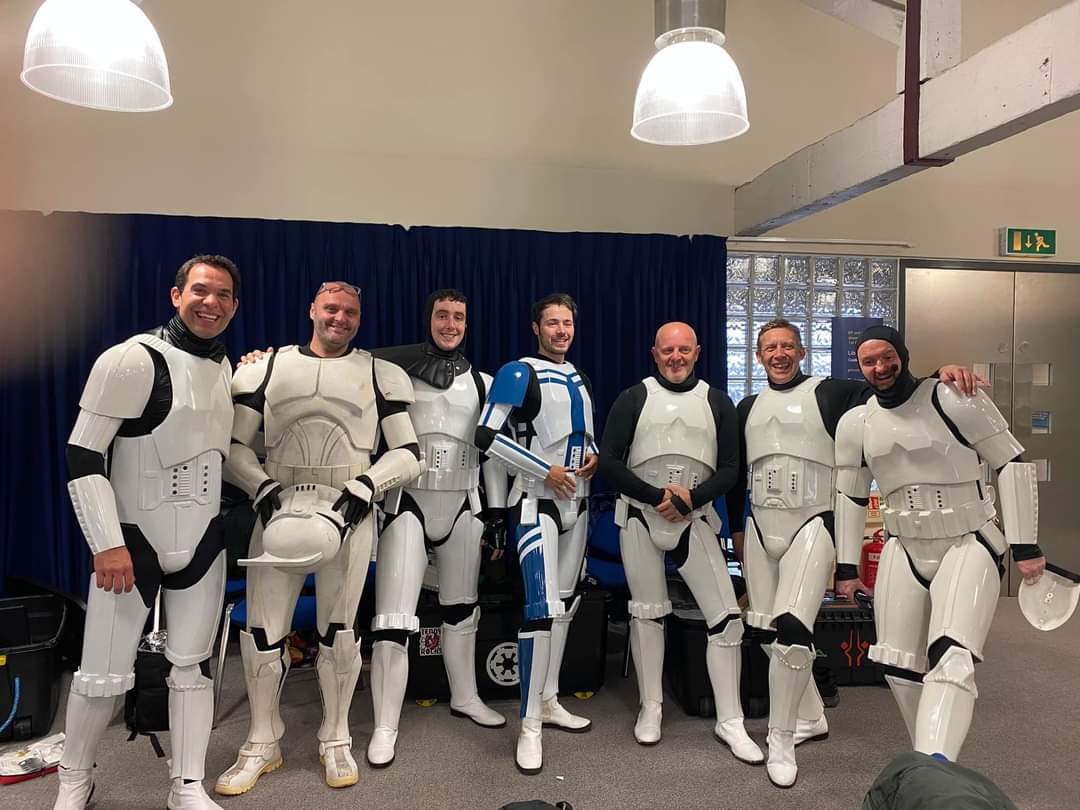 DanielSladeUK's tweet photo. @maddysmith007 lovely to meet you at @STARSOFTIME. We've picked you up a copy of Bond on Bond #MKGarrison #stormtrooperdan @steam_muesum https://t.co/SHSRFMyhqY