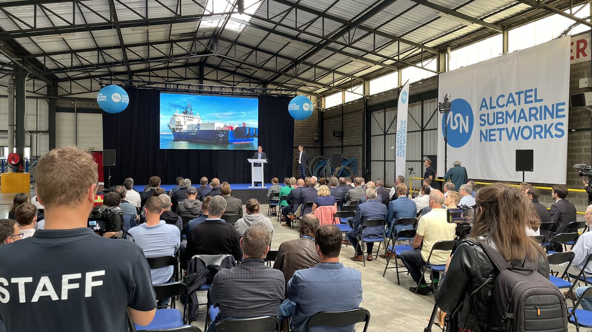 ASN_Comm's tweet image. #inauguration of our new #maintenance #vessel - the Ile de Molène - in #Calais
#submarine #cable