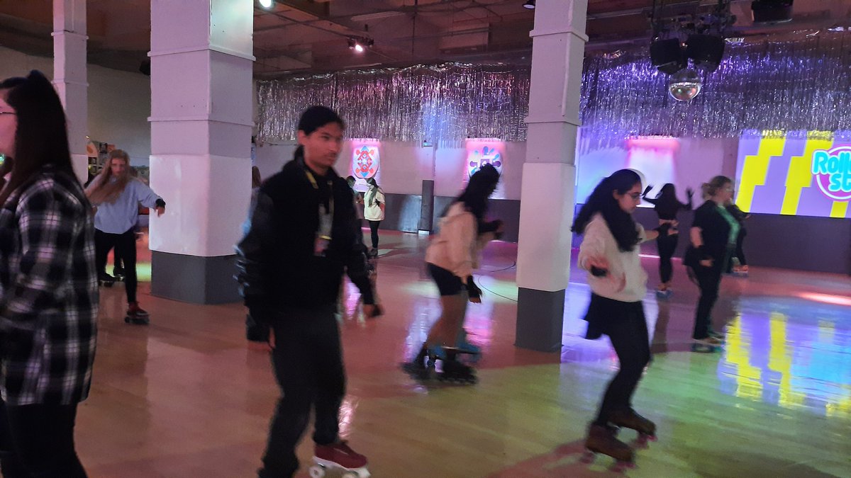 Cleveden Maths Dept. tweet media