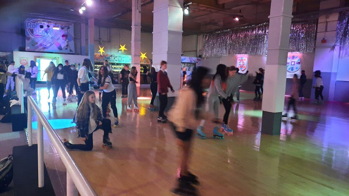 Cleveden Maths Dept. tweet media