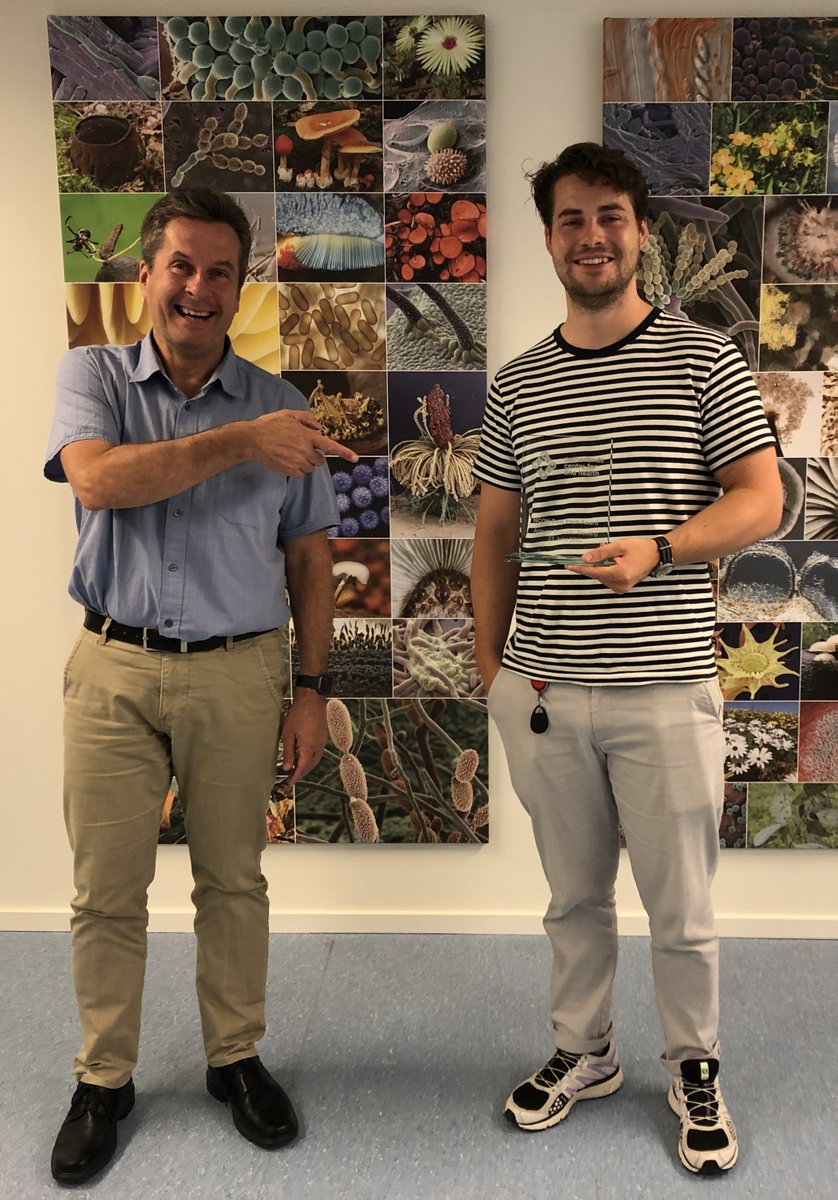 _Westerdijk_'s tweet photo. @FungusCrous congratulates @JongAukede, PhD candidate in the research group of @ferryhagen, who won the "PhD Pitch Oscar Prize" at the @ncohnl annual meeting yesterday. So proud of you!! #pitchmaster #animationsarefantastic https://t.co/71o19iyHBB