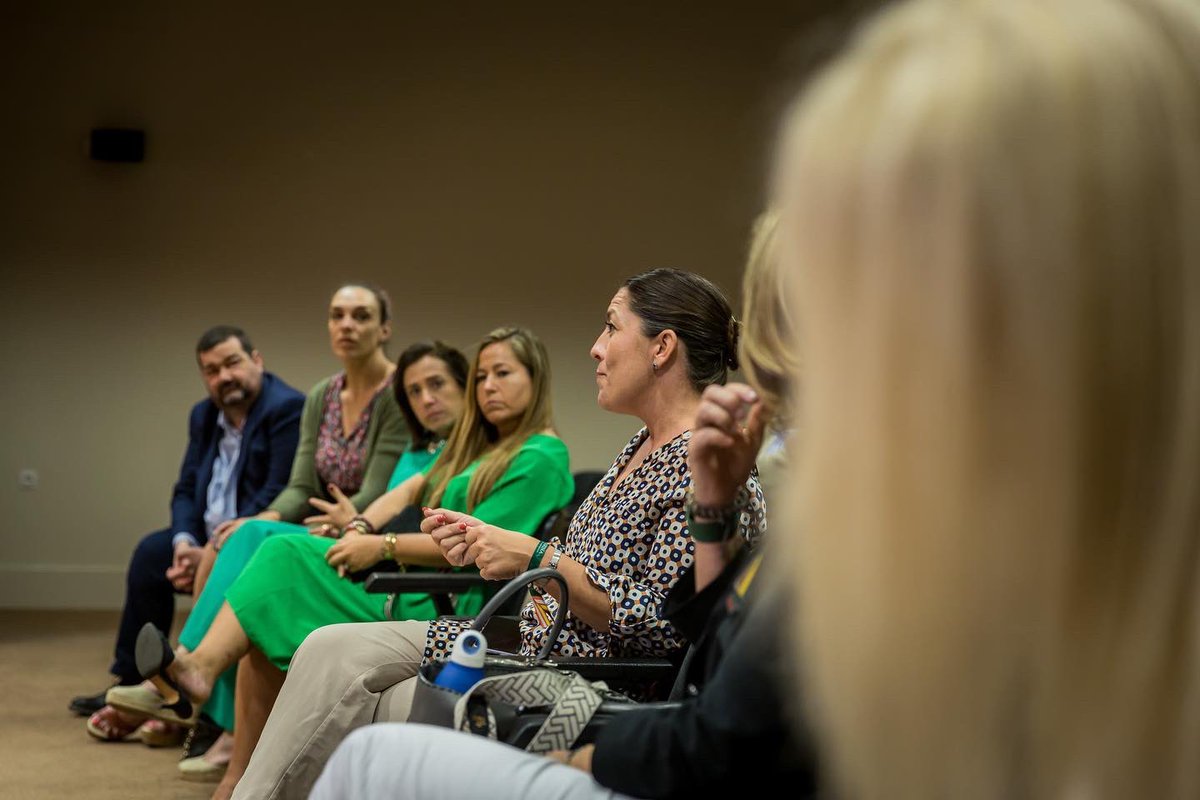 Nuestro equipo del #iins  ha asistido a la jornada “La Mujer en la Gestión Deportiva” un evento organizado por #AEMED | Asociación Española de Mujer Ejecutivas y Deporte.