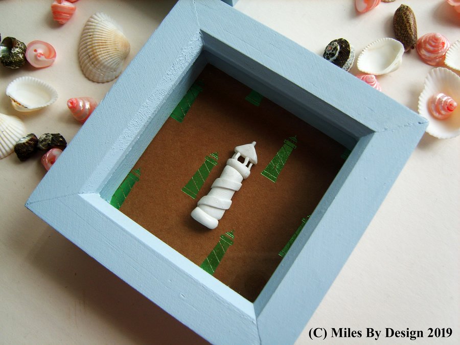 MilesByDesign's tweet photo. Capture the essence of the British seaside with this set of two small box frames.

The frames themselves are wooden which have been hand-painted in a light blue paint.

Available from our @folksy Store.

https://t.co/t9djodzWHl

#crafts #art #folksyfriday #boxframes #seaside https://t.co/d0qrPTjlb0