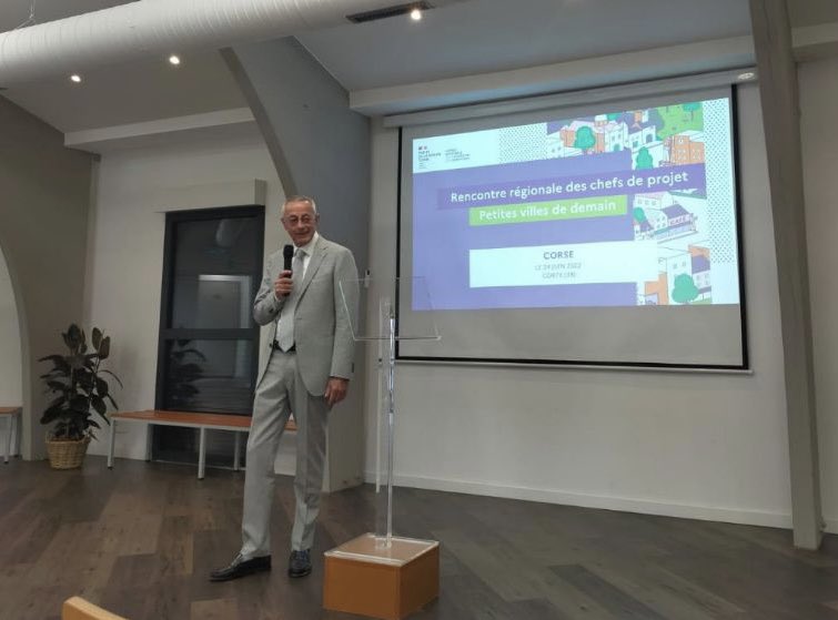 📍<a href="/VilleCorti/">Ville de Corte - Cità di Corti</a> François Ravier <a href="/Prefet2B/">Préfet Haute-Corse</a> a ouvert les rencontres régionales des chefs de projets « Petites Villes de Demain » 
12 communes bénéficiaires en #Corse où près de 660 000 € sont engagés par l’ensemble des partenaires du programme #Ingénierie 
➡️ agence-cohesion-territoires.gouv.fr/petites-villes…