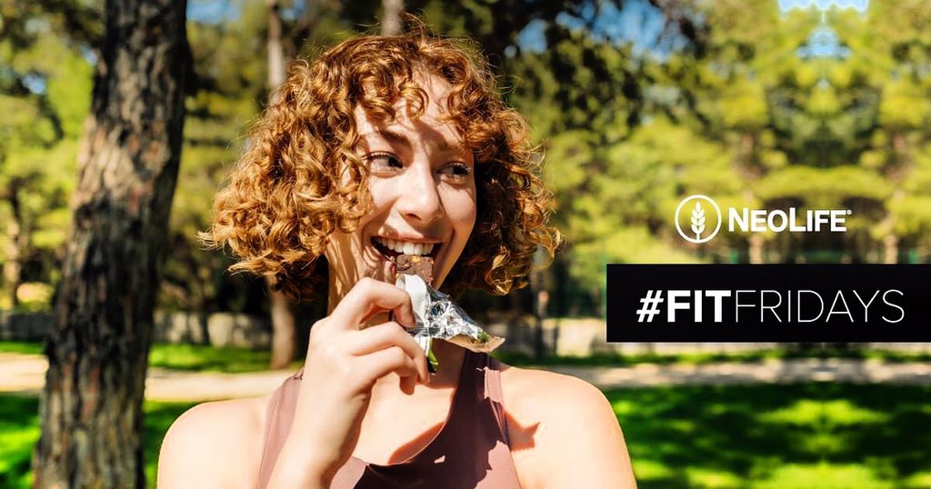 neolifelagos's tweet photo. Are you struggling to keep your appetite in check? Then you will love our NeoLifeBars 🍫. They serve as a delicious way to satisfy your hunger, and they give you long lasting energy. Visit our profile for more!
#NeoLifeAfrica #FitFriday #neolife #neolifeafrica #neolifestyle https://t.co/P96zZkYOUk