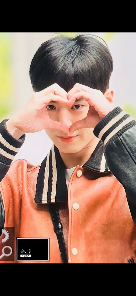 Francine B.💙🤍❤️🇫🇷 tweet media