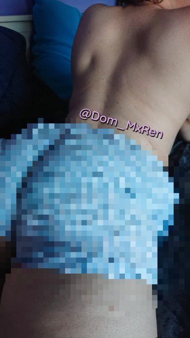 Don't I look good?  It's a shame that all you get to see is pixels. But that's what's best for you, isn't