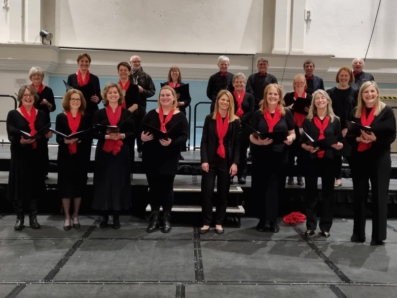 BedfordModern's tweet photo. The Bedford Modern Singers will hold their summer concert on Wednesday 29 June. This informal, friendly choir is made up of OBMs, staff and parents who meet weekly in term time. Everyone is welcome to join, so come along to the concert to find out more if you are interested. https://t.co/clo13PoyxH