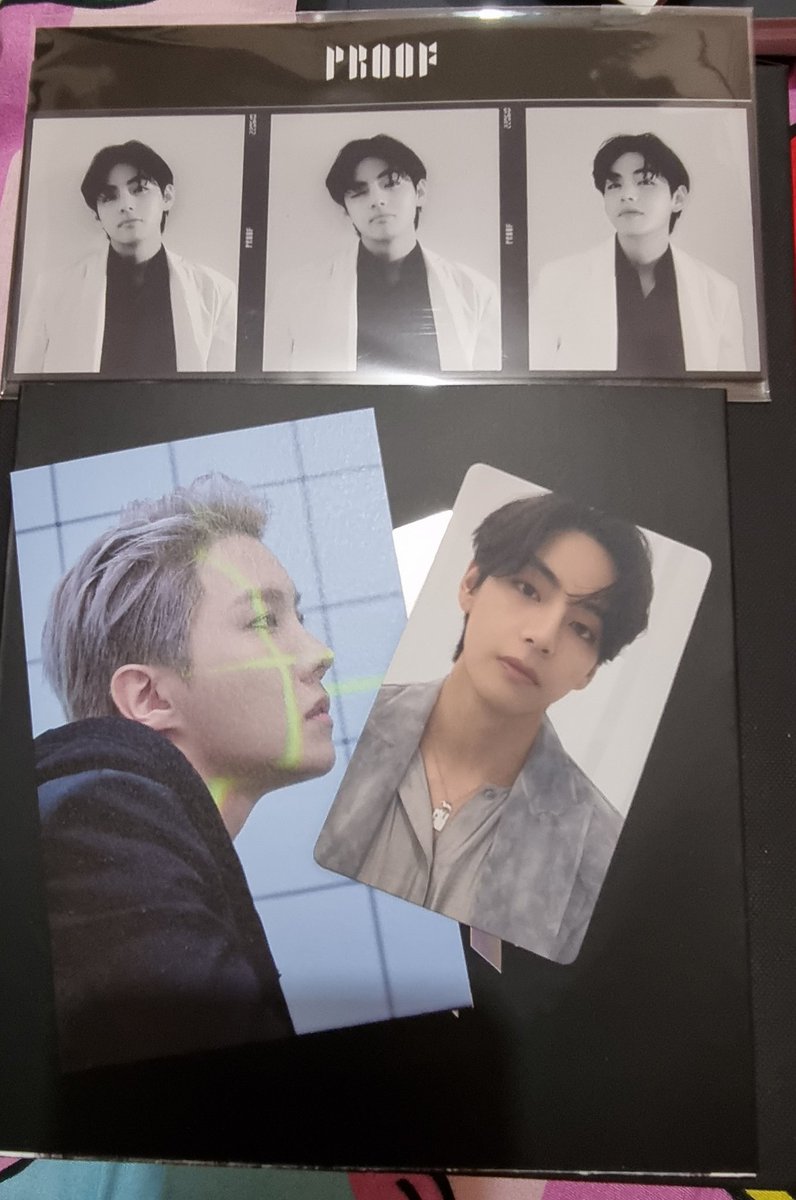 marie02rama's tweet photo. wtt proof compact edition

want: Jungkook Counterparts

#proof #compactedition jin rm yoongi suga jungkook jk rm namjoon jimin jhope hoseok tarhyung v 

Parang awa nyo na pauwiin nyo na po si Jungkook https://t.co/Cy3ImRH5qf