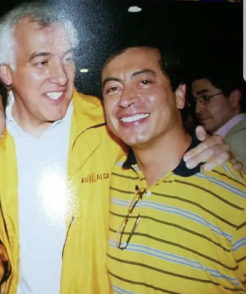 MaraECrdenas1's tweet photo. @HOLLMANMORRIS @petrogustavo @EnriquePenalosa Y de paso se investigue qué pasó con los dineros entregados para la construcción del metro al terrorista @petrogustavo cuando fue alcalde de la capital, qué pasó con los camiones de basura, qué pasó con ETB, qué pasó con las promesas incumplidas y los 💰💰💰🤔autoperdon social🤔 https://t.co/Rqf2HAJ396