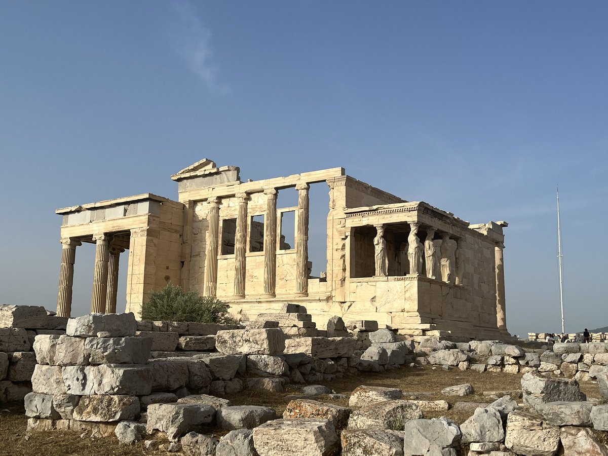 The Erechtheion is one of my favourite buildings of all time - it’s a really difficult multi-level site, with complex and conflicting sacred purposes, and it manages to hold it all together in such beautiful and dramatic tension - so lucky to get to visit