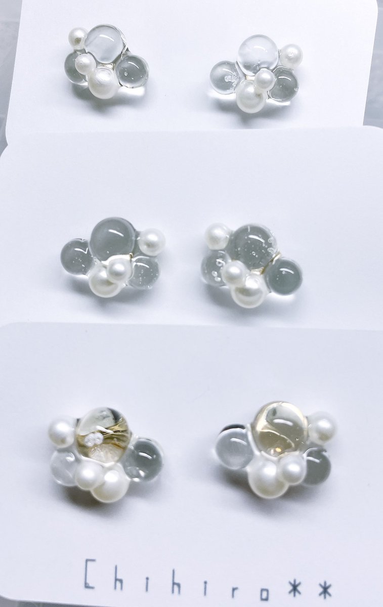 craft38_c's tweet photo. お久しぶりですが最近作ったものです😌😌😌

 #レジン好きの人と繋がりたい  #レジン好きな方と繋がりたい  #UVレジン  #レジンアクセサリー https://t.co/LMOuaFuQb5