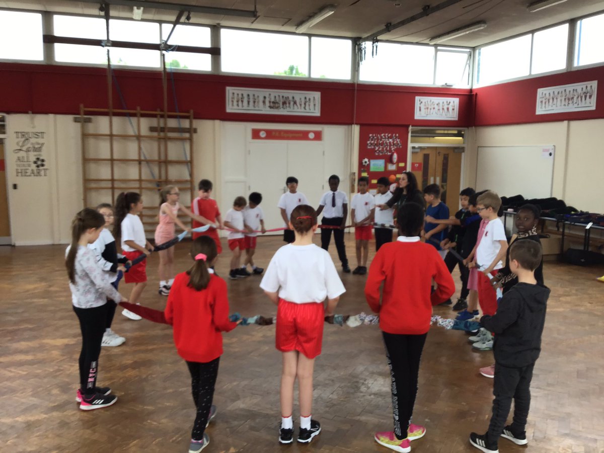 Sacred Heart Y4 tweet media