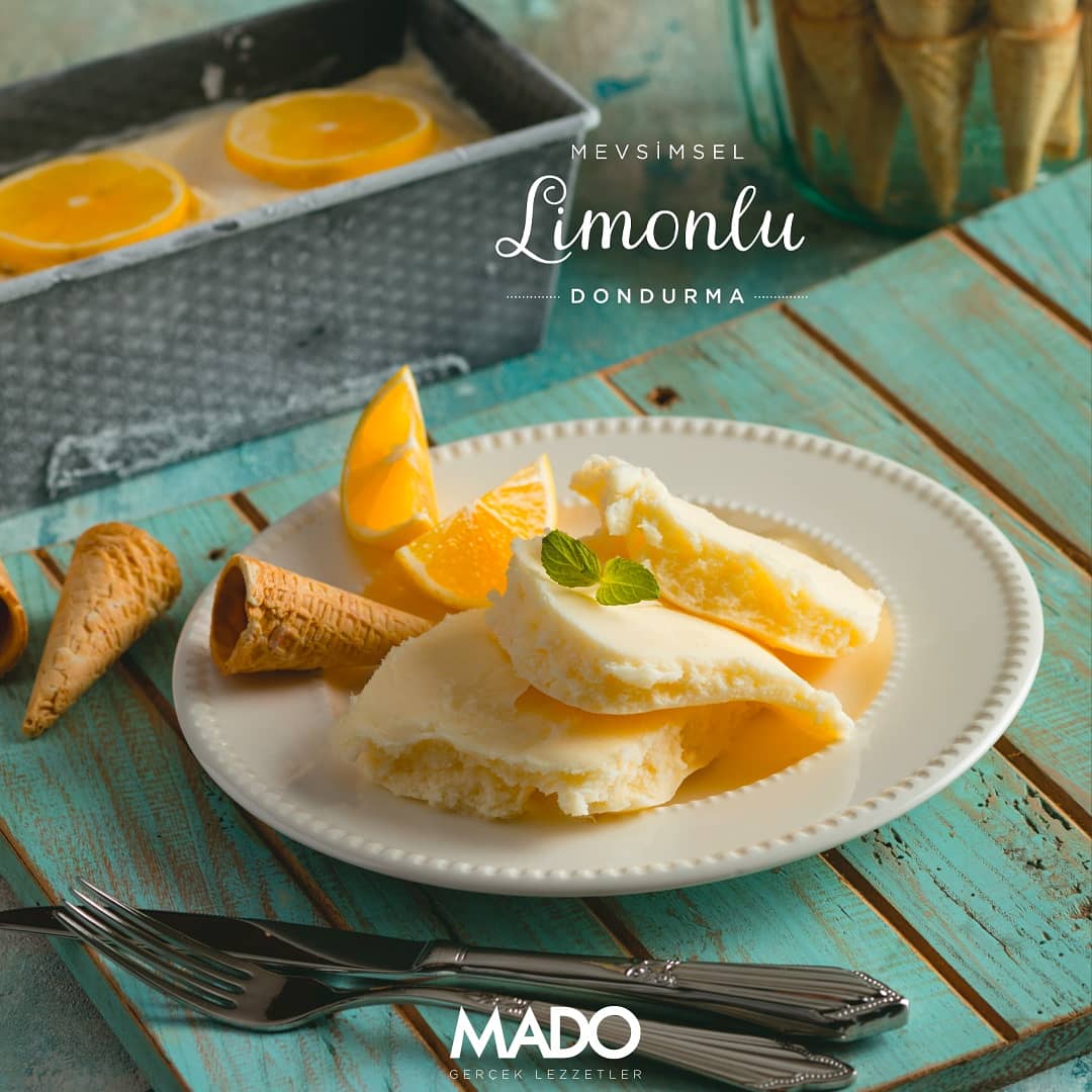 sinasimado's tweet photo. Rengarenk lezzetlerle modunu bul, havanı değiştir!
Limonun en lezzetli hali 🍋🍦
#AdıdaTadıdaMadoDondurma
#mado #şinasimado #icecream #limonludondurma https://t.co/XyKBa2Mnva