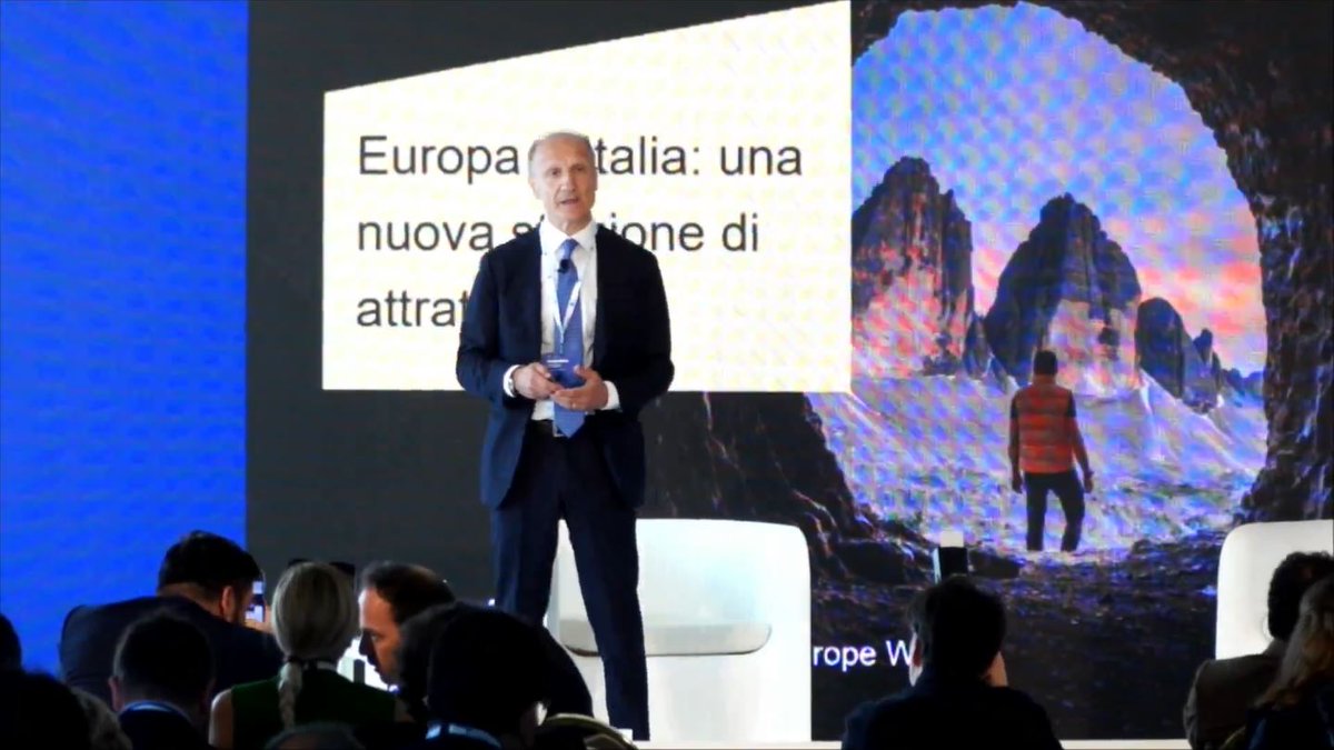 EY Italy tweet media