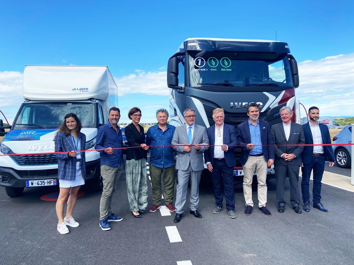 ⚡️[#FlashInfo #EnDirect #Inauguration]
Elus locaux, transporteurs et acteurs de la filière biogaz sont réunis ce matin pour célébrer l'inauguration de la #station verte #BioGNC #SEVEN de #Béziers Méridienne, un événement organisé par le groupe SEVEN et soutenu par GRDF.