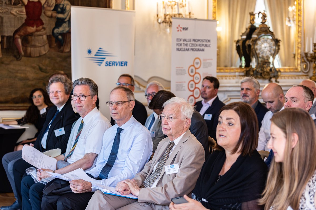🏆 2022 Scientific Prizes' Awarding Ceremony of the 🇫🇷 Embassy in the 🇨🇿: Congratulations to the 21 Czech laureates rewarded for the quality of their research works and for being such talented young scientists! Many thanks to <a href="/vedatweetuje/">Věda, výzkum a inovace</a> and to the sponsors.

<a href="/France_CZ/">La France à Prague 🇫🇷🇨🇿</a>