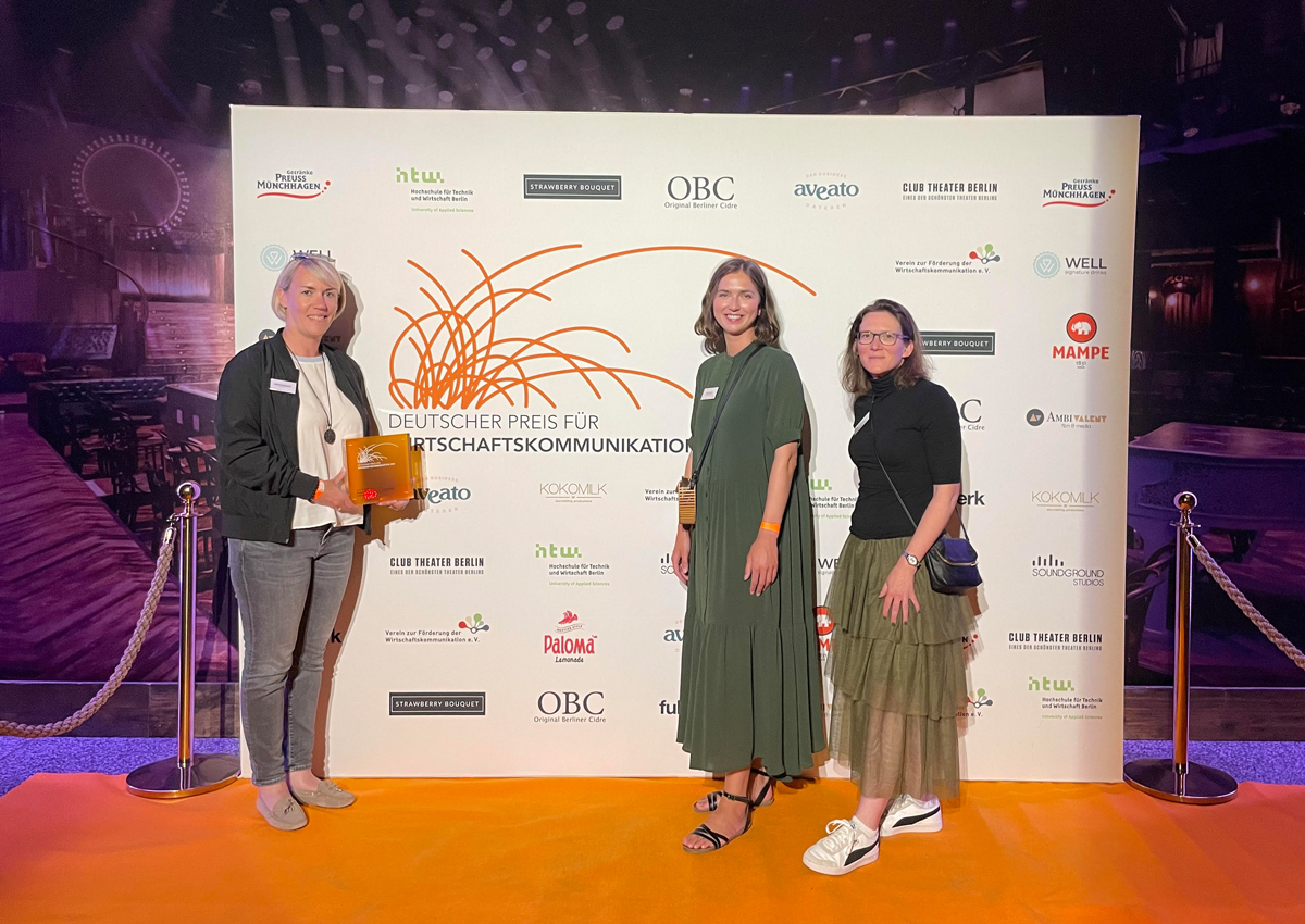 Hansgrohe Group (@hansgrohe_pr) on Twitter photo Wir haben den <a href="/DPWK/">DPWK</a> für die Kampagne „Taktgeber des Wassers. Seit 1901.“ gewonnen! Wir freuen uns riesig!🎉
Ein Dankeschön an alle, die mitgewirkt haben - darunter zahlreiche Kolleginnen wie Kollegen von Hansgrohe und unsere Agentur @Achtung!
Mehr Infos: hansgrohe-group.com/de/stories/wat… Wir haben den <a href="/DPWK/">DPWK</a> für die Kampagne „Taktgeber des Wassers. Seit 1901.“ gewonnen! Wir freuen uns riesig!🎉
Ein Dankeschön an alle, die mitgewirkt haben - darunter zahlreiche Kolleginnen wie Kollegen von Hansgrohe und unsere Agentur @Achtung!
Mehr Infos: hansgrohe-group.com/de/stories/wat…