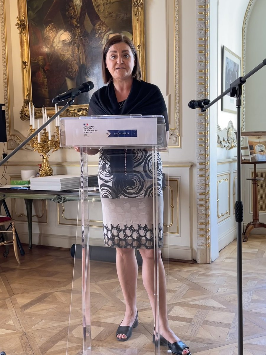 🇫🇷🤝🇨🇿🇪🇺#Recherche| Exceptionnelle 28e édition des prix scientifiques de l’ambassade de France, remis par les prix #Nobel Jean-Marie Lehn &amp; <a href="/JeanTirole/">Jean Tirole</a>, ainsi  que Thomas Ebbesen, prix Kavli, avec la ministre <a href="/H_Langsadlova/">Helena Langšádlová</a>. Félicitations aux lauréates #WomenInScience &amp; lauréats!