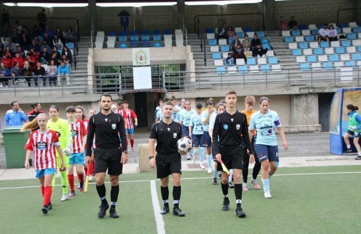 SDAntas_Oficial's tweet photo. 📸 Galería de imaxes

⚽ SD Antas vs CD Lugo https://t.co/DHQ6TYXcXs