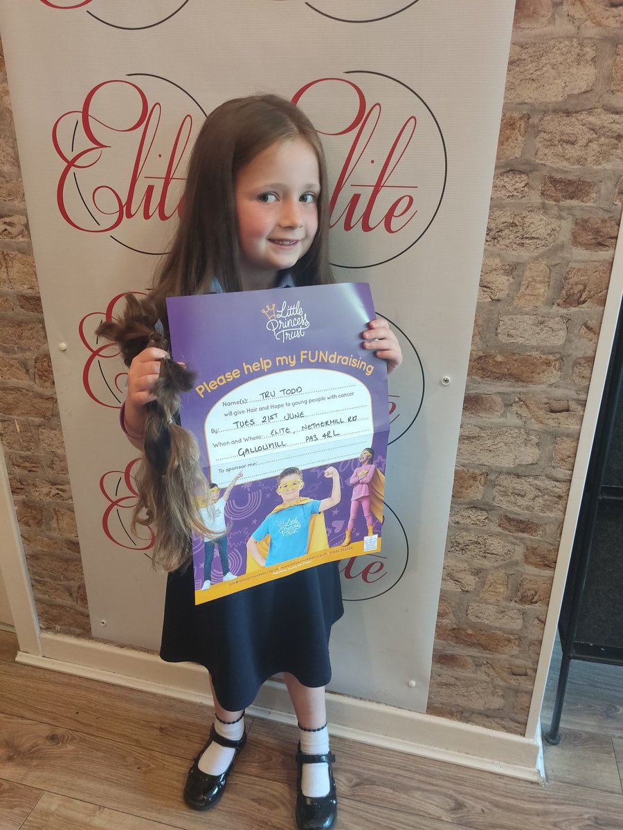 Kails77's tweet photo. Trus donation of 15 inches of her hair is about to get posted. If anybody would like to donate there is still time 💇🏼‍♀️💇🏼‍♀️💇🏼‍♀️ so proud of our baby girl 
#littleprincesstrust 
#thebigcut 
#hairdonation https://t.co/ad097OkCvQ