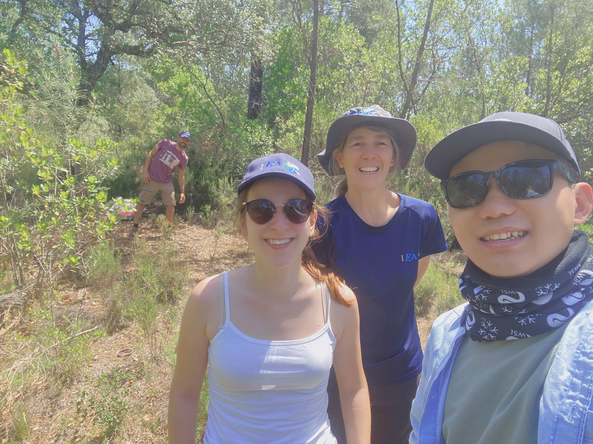 HanXingguo's tweet photo. Done ✅ with Spanish aridity gradient sampling campaign with amazing colleagues @aannadomenech @jpcasasruiz @IEA_UdG . 🚗now time for European latitudinal gradient ➡️French sites at #Montpellier and #Grenoble @gradcatch @BiodiversaPlus @WSL_research https://t.co/SXU0MtGCBS